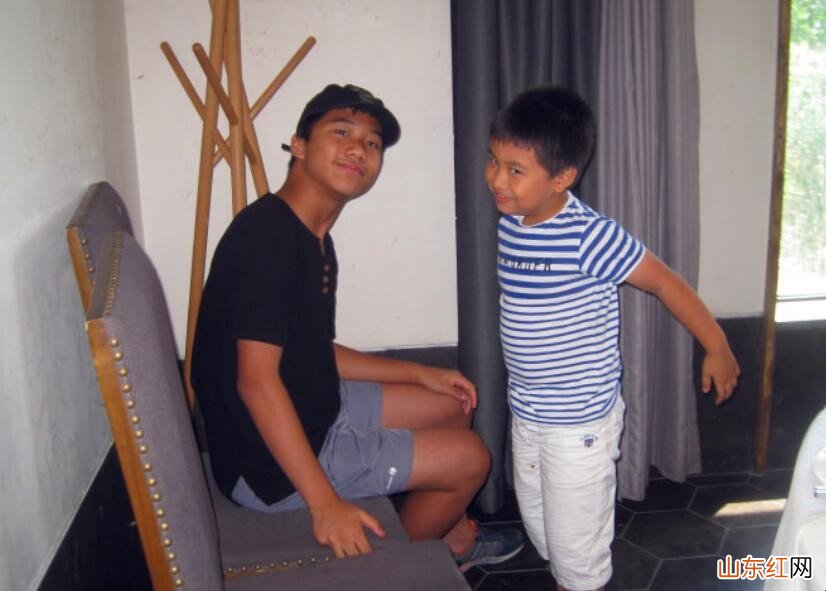 舅舅的儿子是不是我侄子