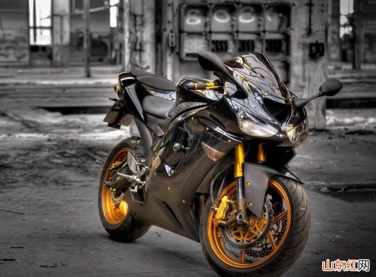 摩托车冒黑烟怎样调整