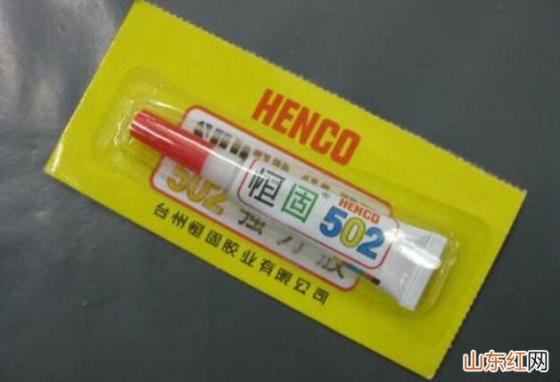 防止502粘住手的方法有哪些