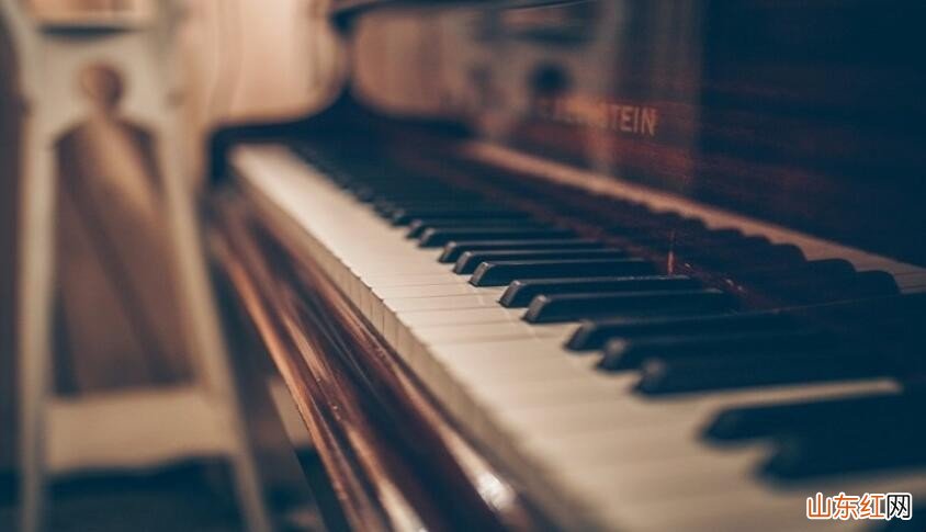 钢琴油污用什么清洗