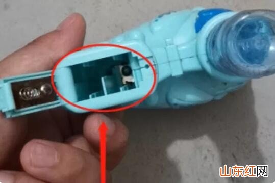 泡泡机怎么使用