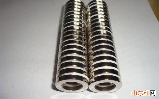 怎么用三种方法来判断一根铁棒是否具有磁性