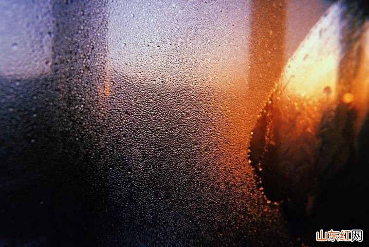 冬天窗户上有很多雾气怎么消除