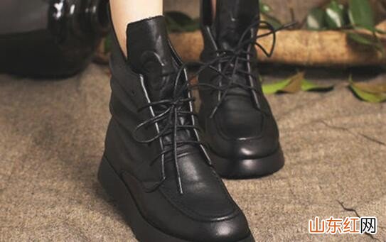 马丁靴清洗方法是什么