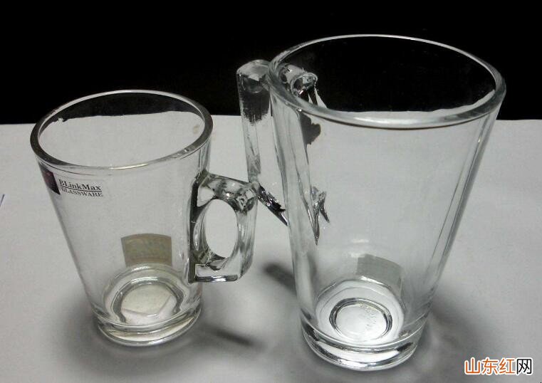 玻璃杯的污渍怎么去除