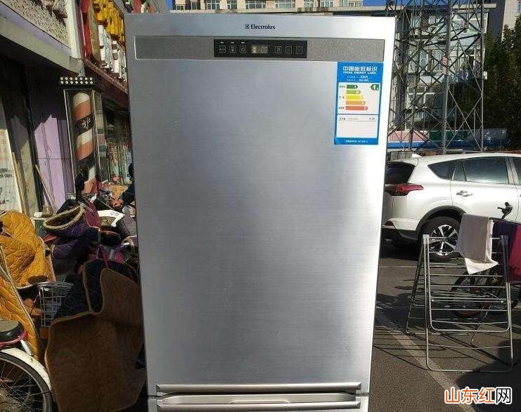 伊莱克斯冰箱冷藏室结冰怎么办