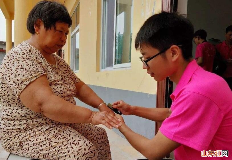 怎么快速揪痧痕