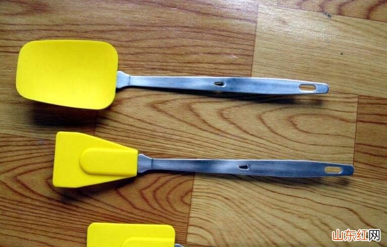 硅胶锅铲有毒吗