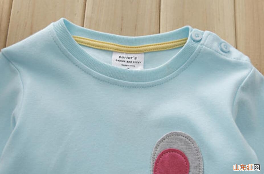 衣服领口松垮怎么办