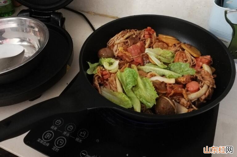 电磁炉炒菜粘锅的原因是什么