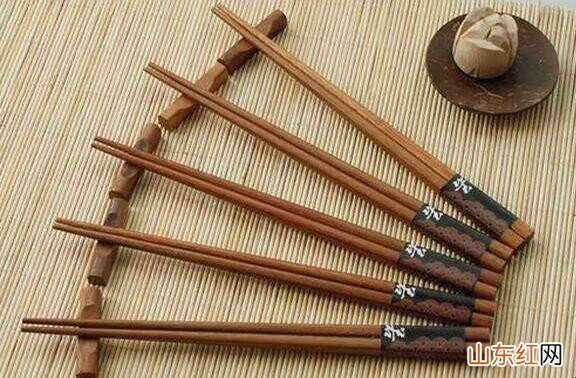 新筷子使用前怎么处理