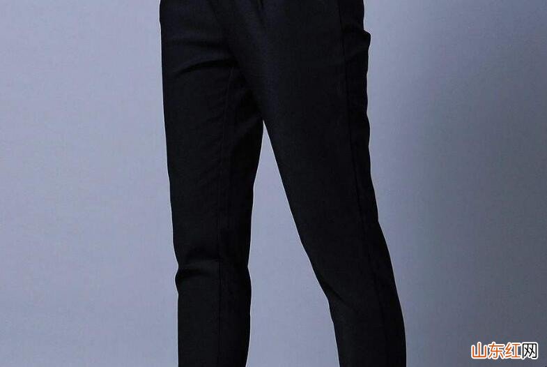 怎样防止黑裤子粘毛
