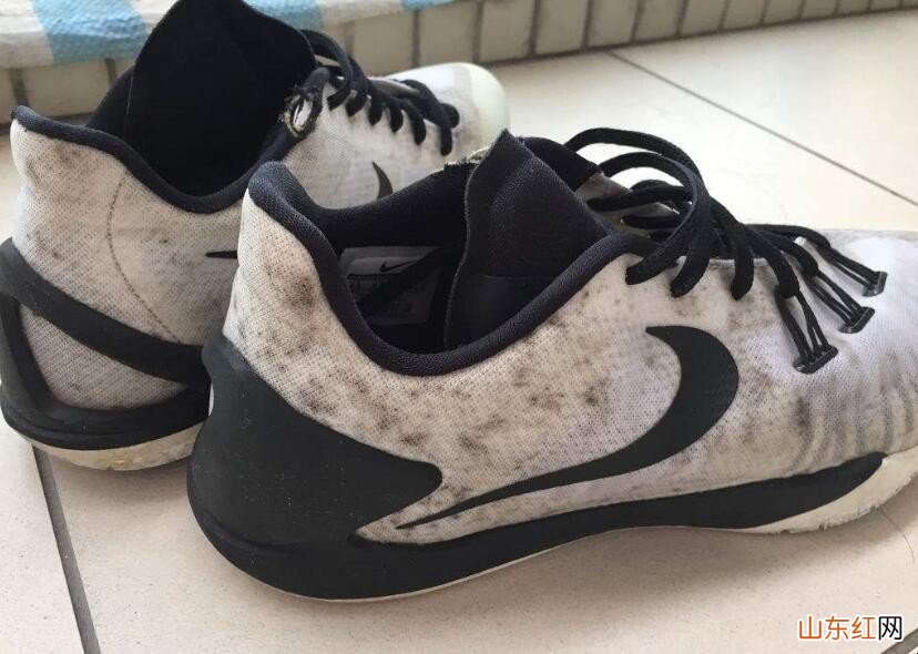 鞋子里面发霉怎么处理