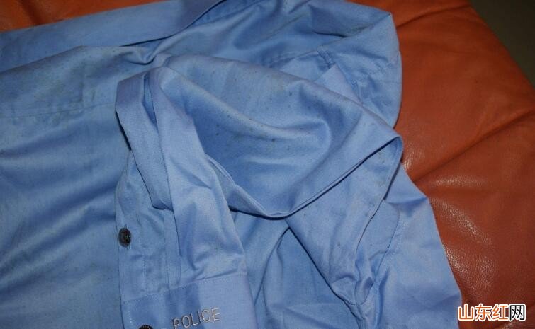 衣服霉了洗了还能穿吗