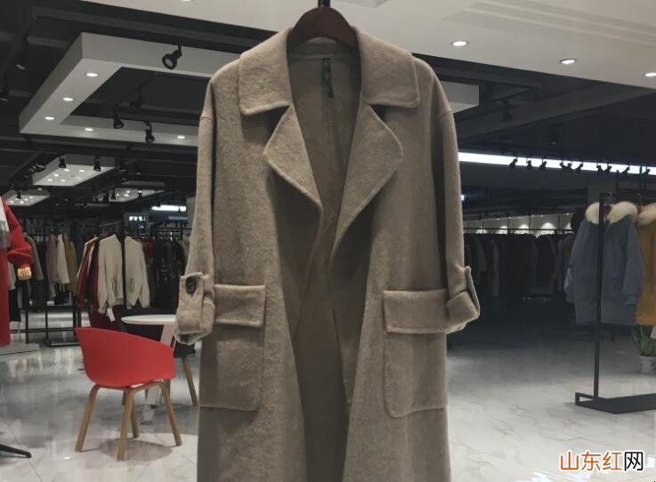 双面呢大衣如何保养