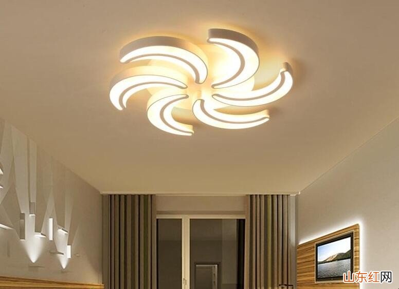 卧室led灯多少瓦比较合适