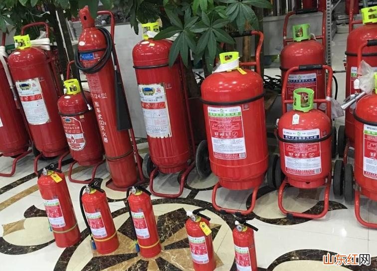 可燃气体灭火用什么