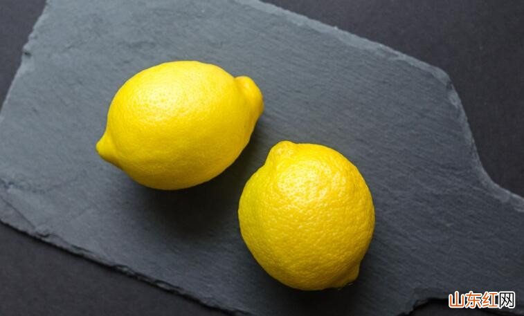 如何选购新鲜柠檬