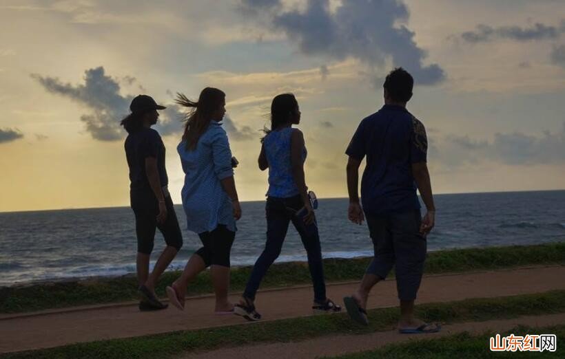 怎样轻松结交朋友