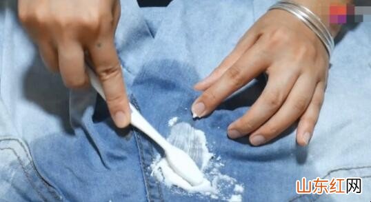 血渍如何清洗干净