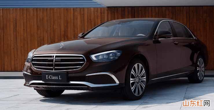 奔驰e300首付多少钱