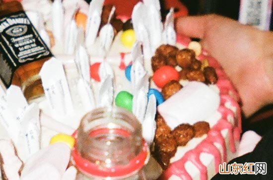 祝福语大全:2023祝闺蜜30岁生日快乐的话_朋友30岁生日祝福语