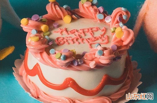 2023年经典的搞笑生日祝福语(9条)