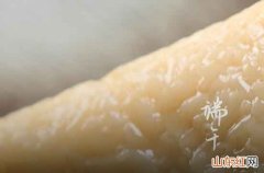 粽子煮好后捞出来放在冷水里吗 粽子煮好捞出来需要用凉水冲一下吗