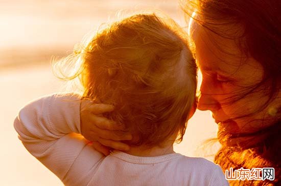 2023年感动妈妈的母亲节祝福语微信大汇总47条