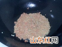 蛋炒饭怎么做好吃 三丁蛋炒饭简单一人食料理