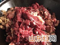 红烧牛肉怎么做好吃又嫩 红烧牛肉的简单做法