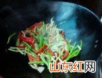 新鲜茶树菇怎么炒好吃 家常双椒炒茶树菇简单做法