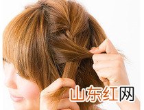 短发简单编发教程 短发这样编发更好看