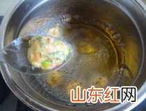 胡萝卜丸怎么做 手把手教你炸出香酥丸子