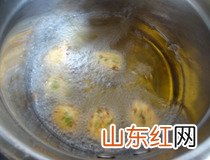 胡萝卜丸怎么做 手把手教你炸出香酥丸子